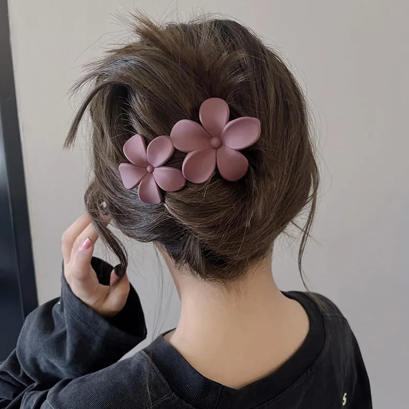 Hair Pins, Claws & Clips